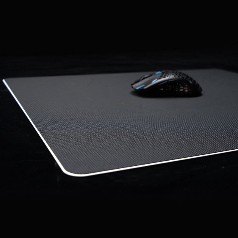 New Click Gaming Gear Glass Mo - đánh giá và giá Esports Gaming Gear